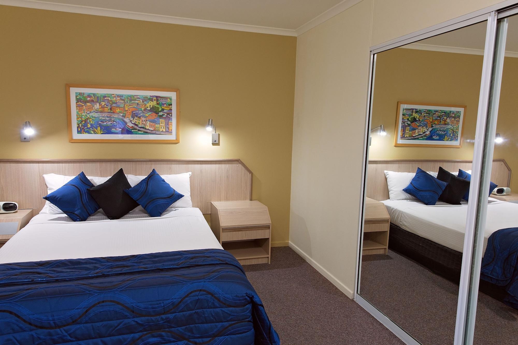 מקיי White Lace Motor Inn מראה חיצוני תמונה