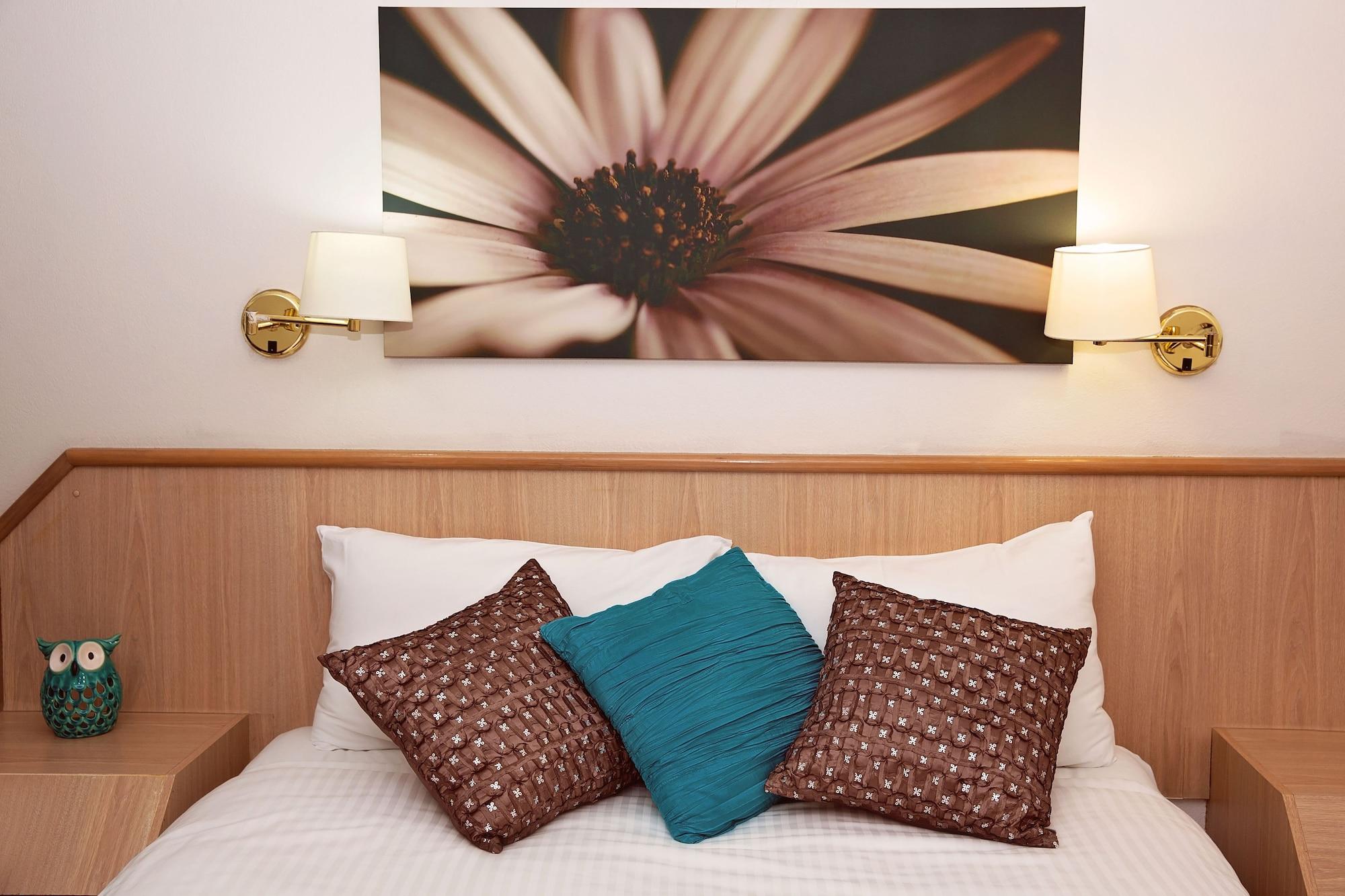 מקיי White Lace Motor Inn מראה חיצוני תמונה