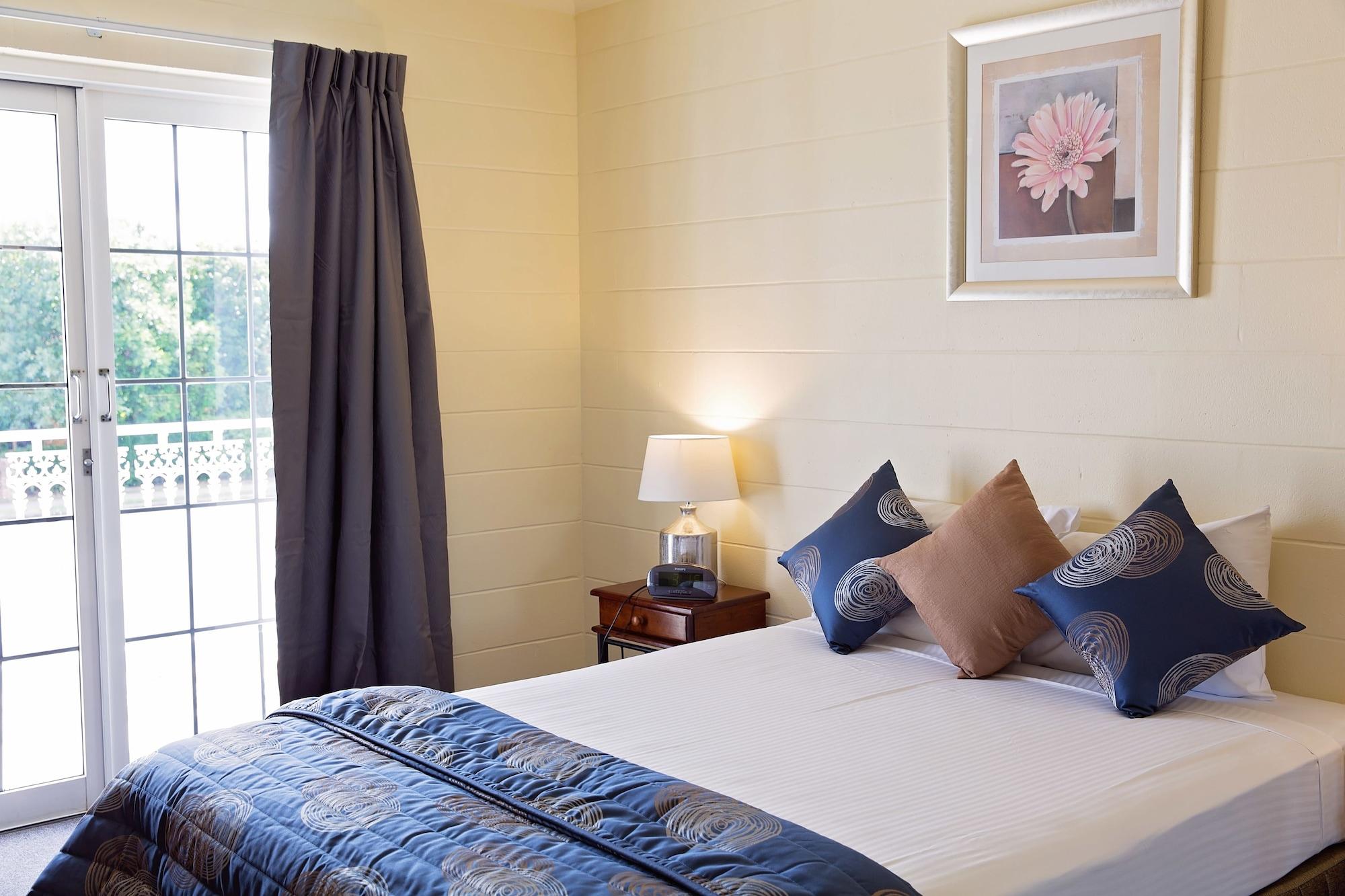 מקיי White Lace Motor Inn מראה חיצוני תמונה