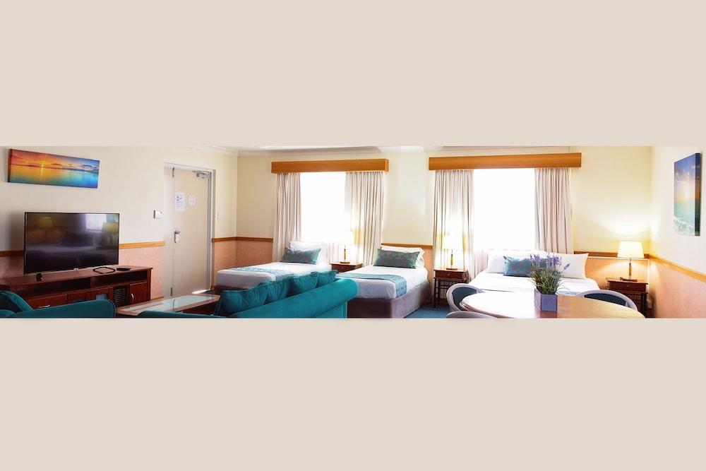 מקיי White Lace Motor Inn מראה חיצוני תמונה