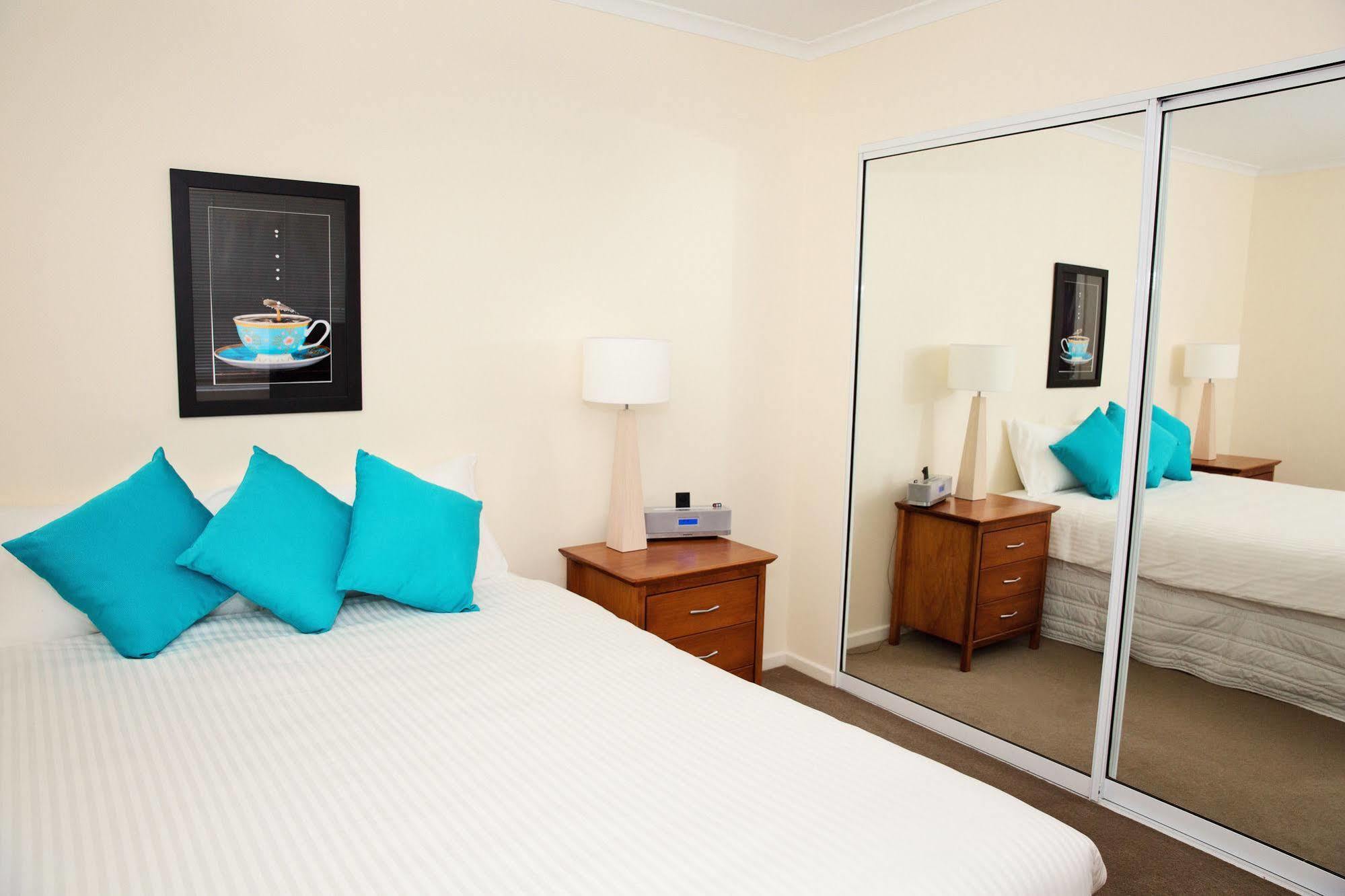 מקיי White Lace Motor Inn מראה חיצוני תמונה